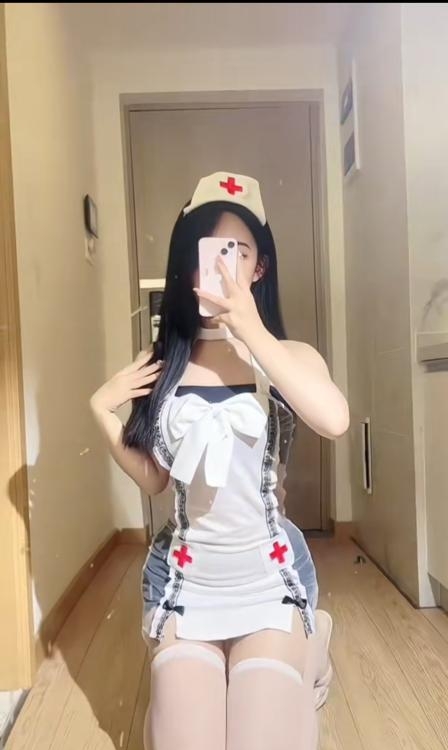 服务系老师小沫