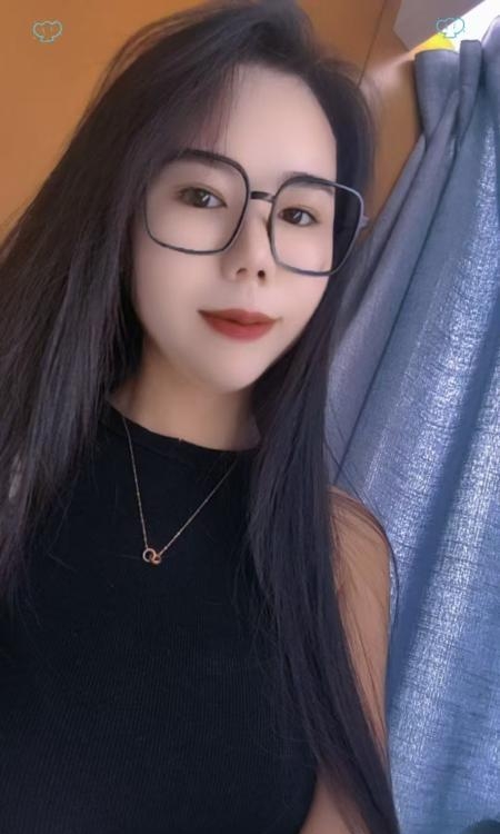 黑丝长腿凤楼