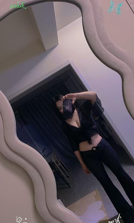 口爆津南大胸小姐姐