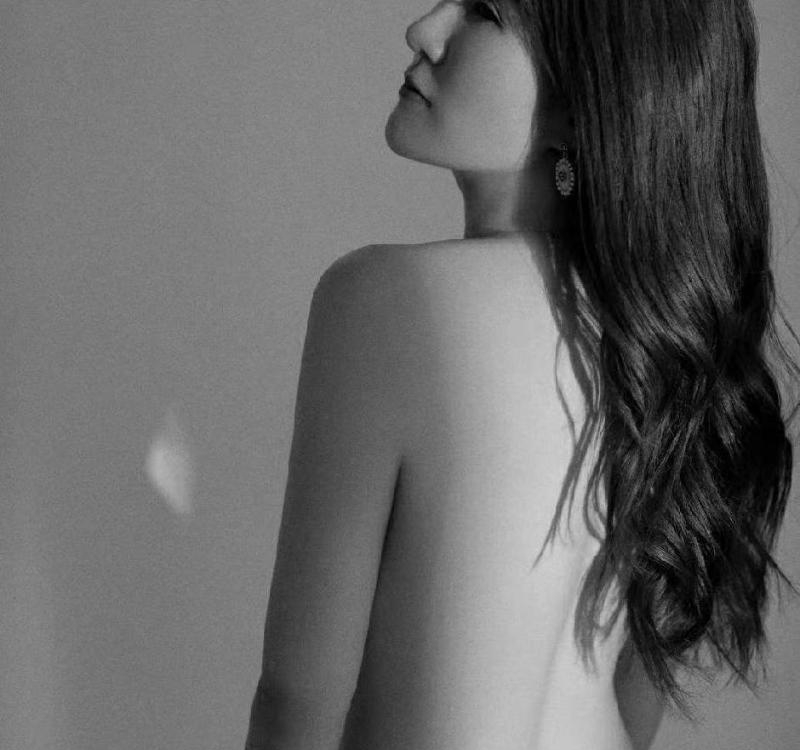 名凤小魅狐确实白