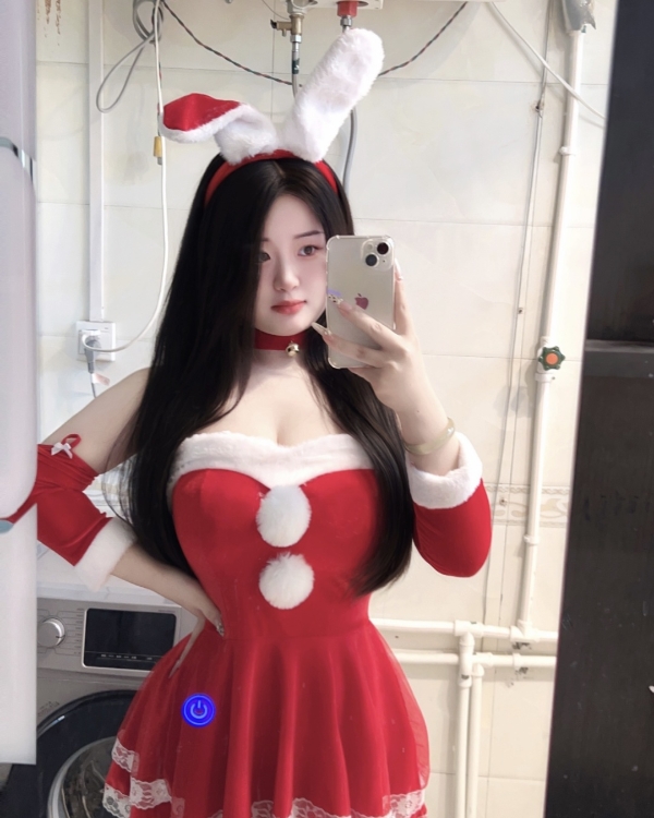 F奶大臀口射够骚