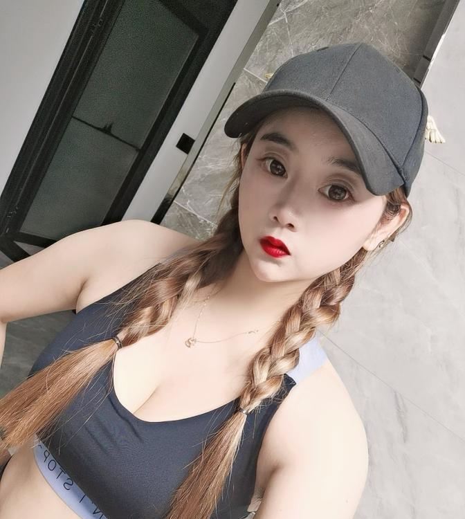 大胸风骚钙片教师