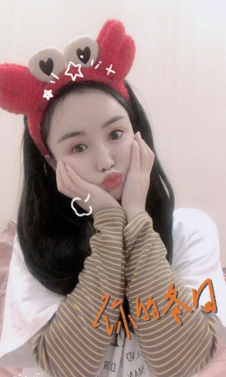 大眼酥胸萌妹纸泄火