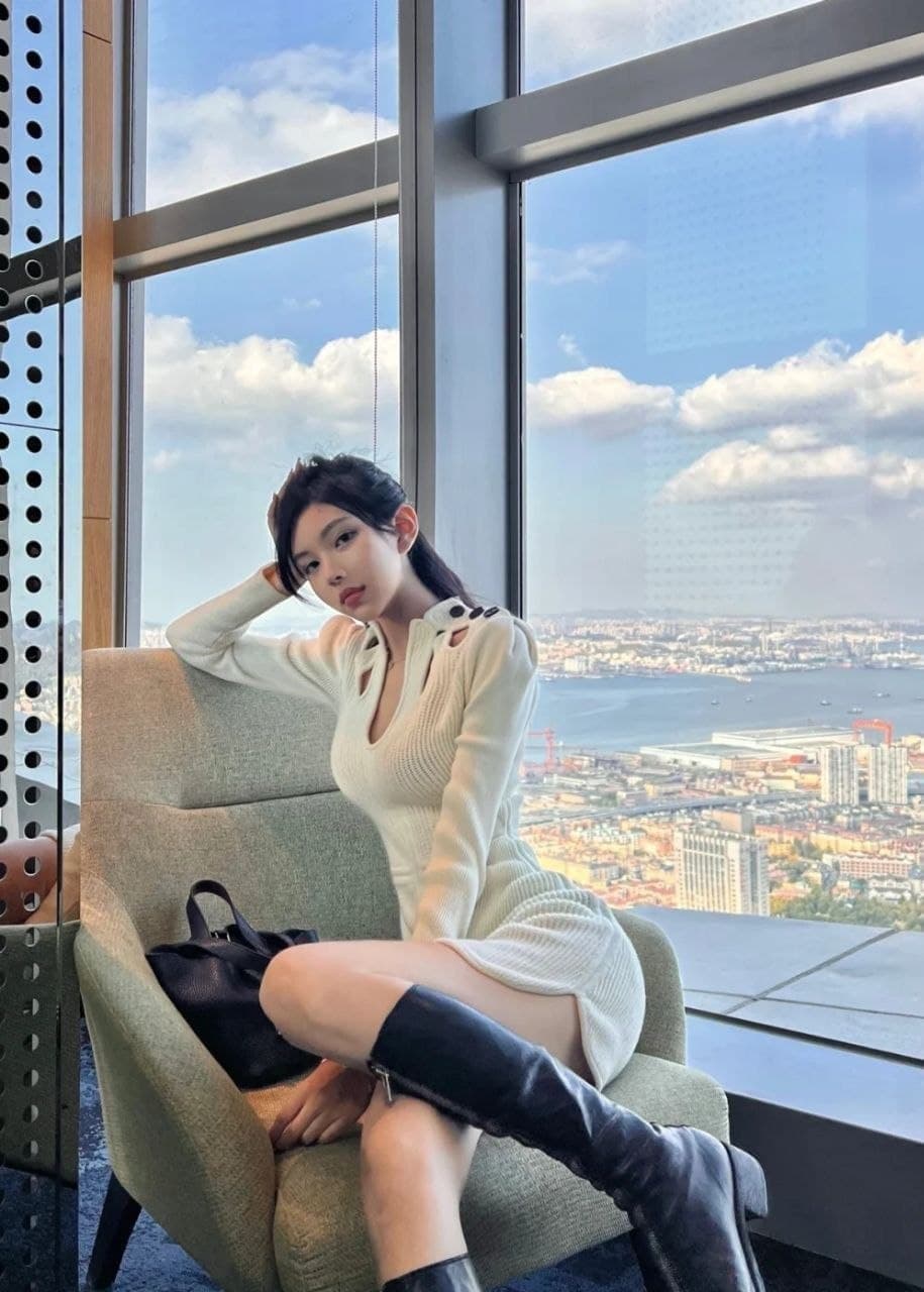 明显一看就是本人。比照片肉点。：