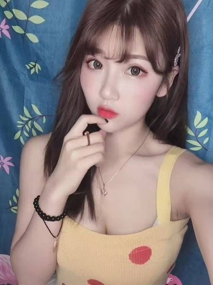 体验感很强。老师属于气质熟女