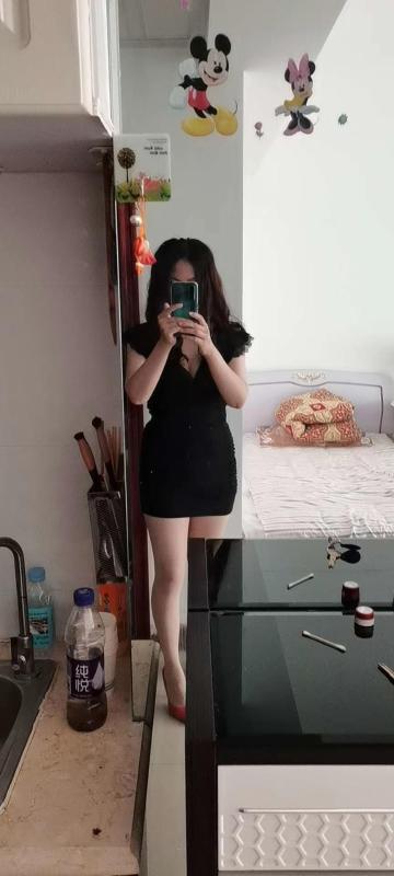 口活不错的大胸熟女